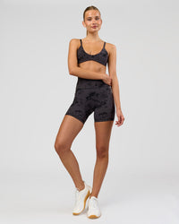 Woman wearing Minimal Sports Bra - Black Tie Dye | Model:Taneisha | Size:XS | Thumbnail Index: 4