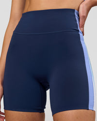 Woman wearing Revitalise Ultra High-Rise 6" Short - Future Navy-Bluebell | Model:Taneisha | Size:XS | Thumbnail Index: 2