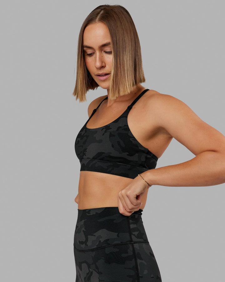 Elixir Sports Bra - Black Camo
