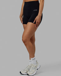 Base 2.0 Ultra High-Rise 4" Short - Black