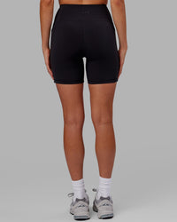 Flux Ultra High-Rise 6" Short Pockets - Black