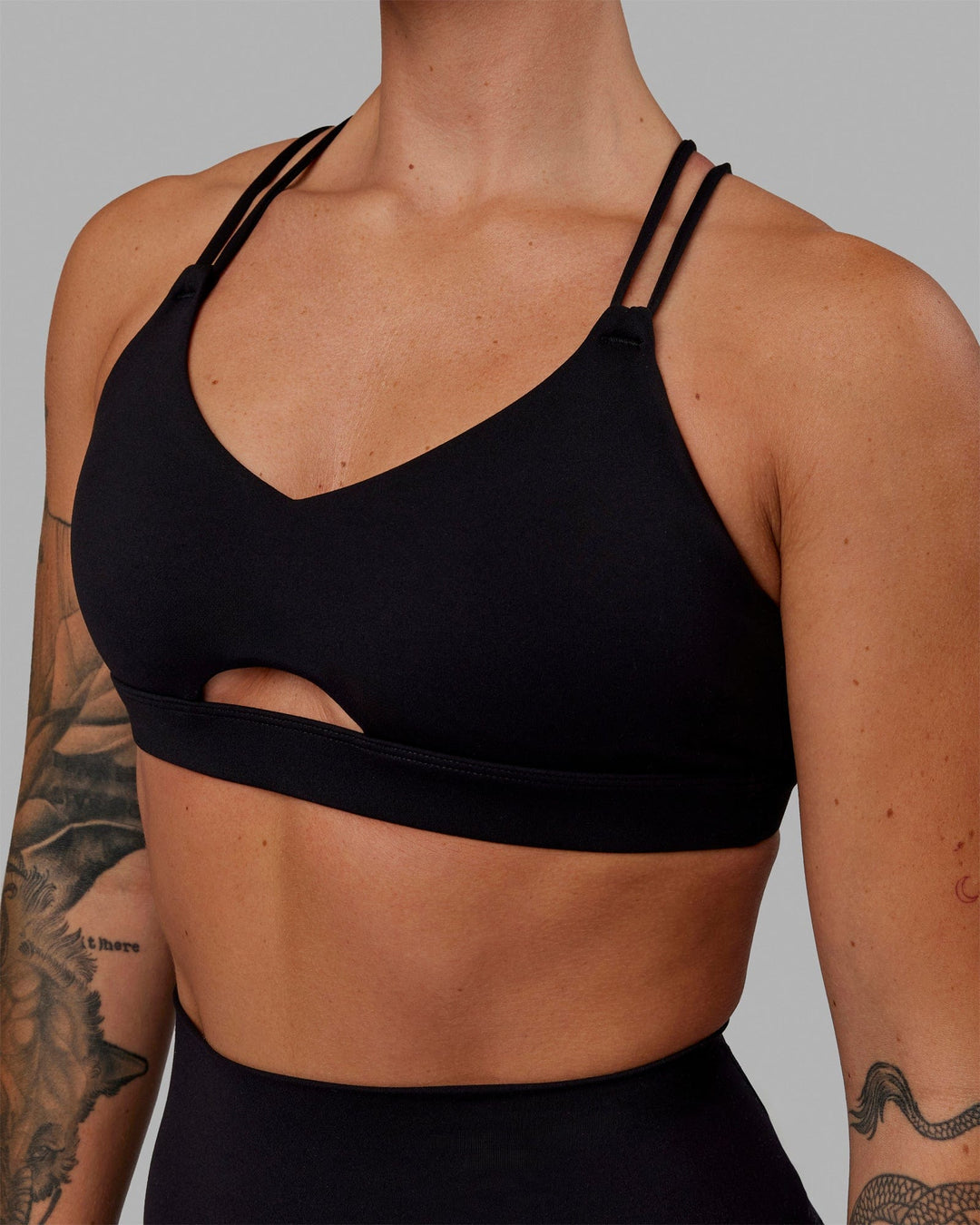 Pursue Sports Bra - Black