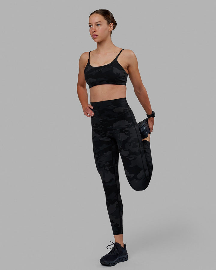 Twist Sports Bra - Black Camo
