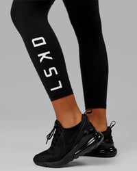 Rep Ultra High-Rise 7/8 Legging Pockets - Black-White